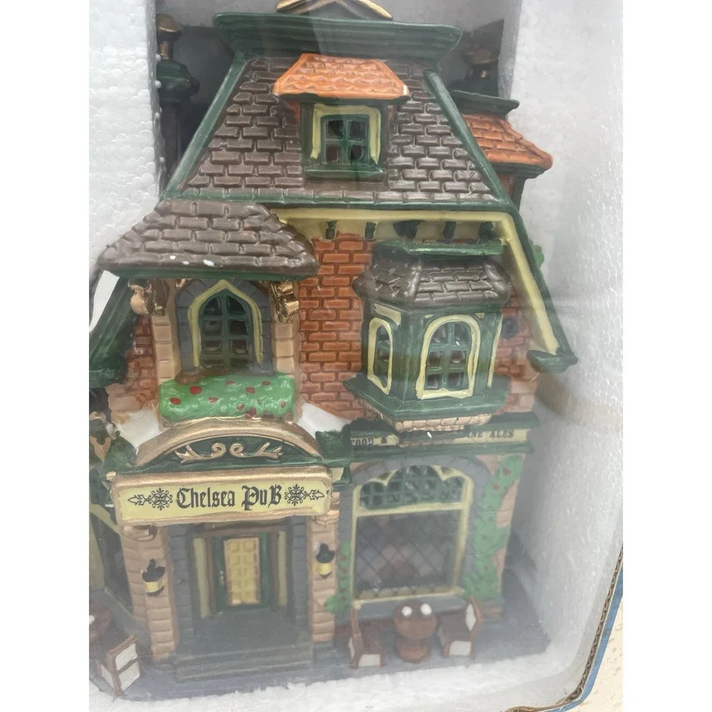 NOB LEMAX Caddington Village CHELSEA PUB 45053 2004 Retired Christmas Light Cord